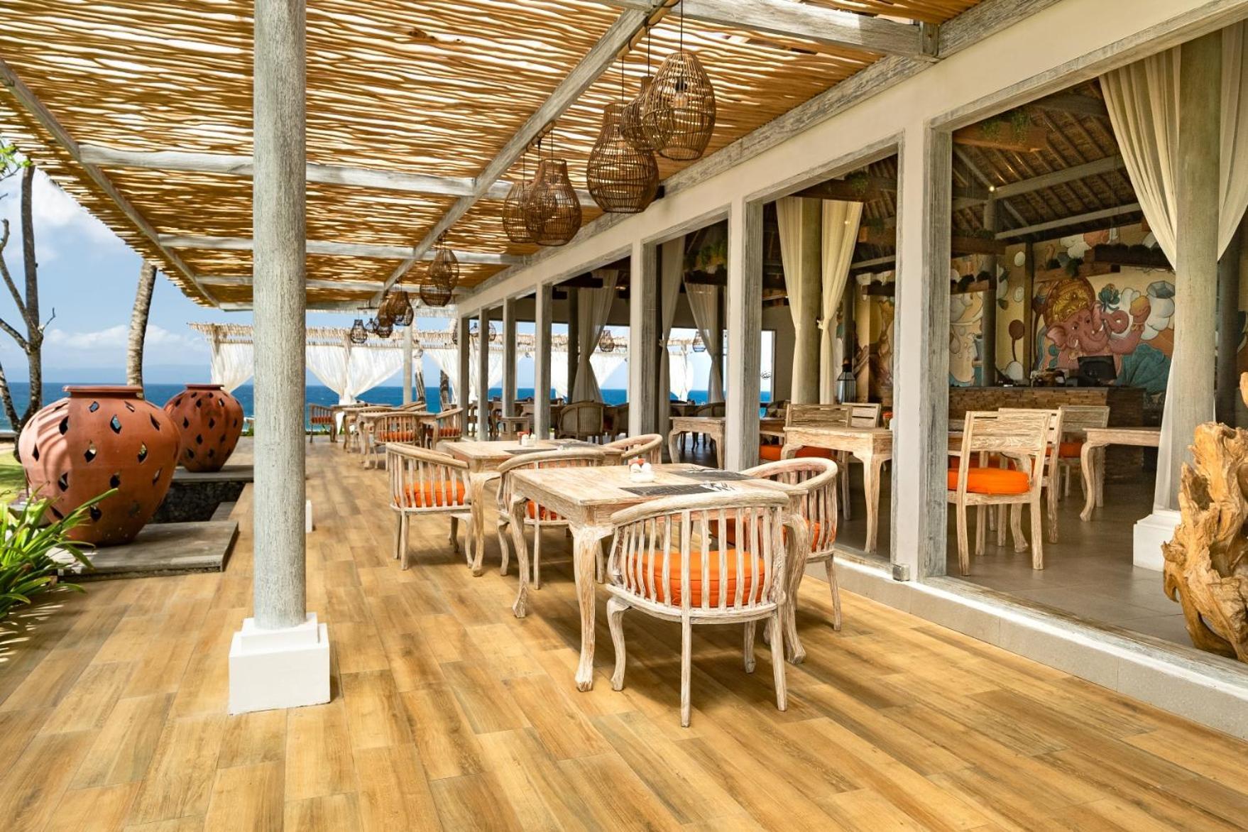 Nirwana Beach & Resort Candi Dasa  Luaran gambar